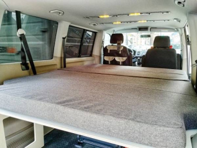 Cama Camper plegable con colchón VW T5/T6 Transporter - Caravelle