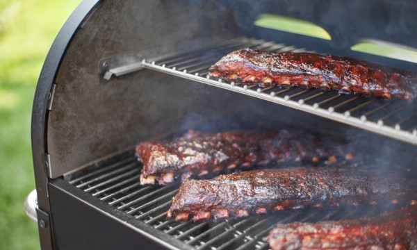 Accessoires pour barbecues à pellets