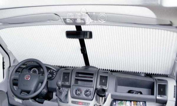 Stores occultants Dometic  AC et REMIS