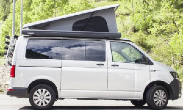 POP-UP ROOF CAMPER