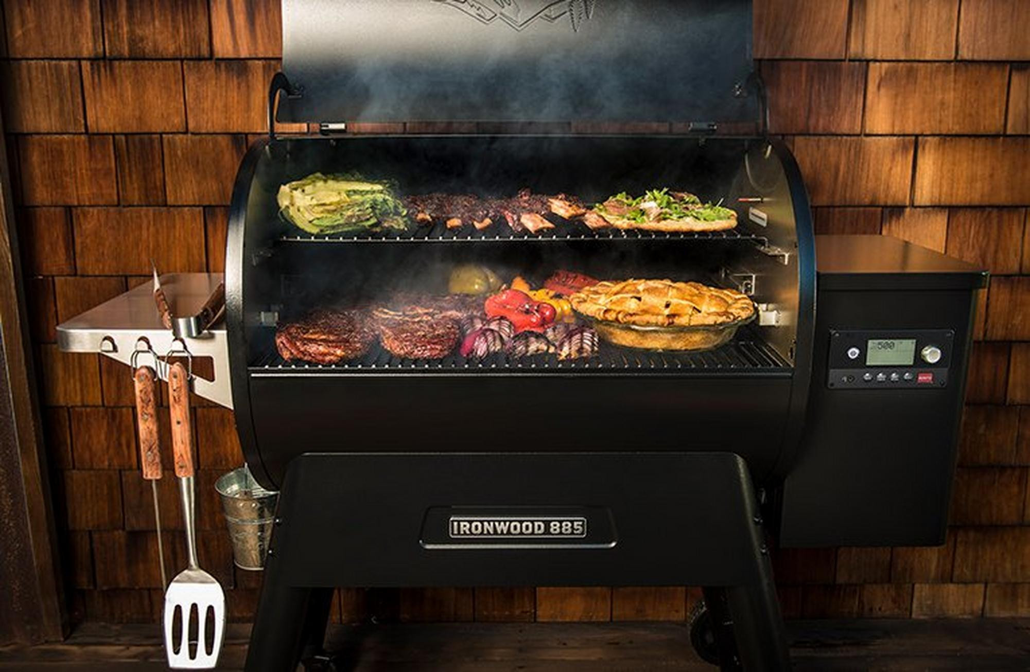 Barbacoa de pellets TRAEGER  IRONWOOD 885