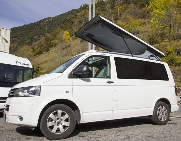 REIMO Easy Fit Volkswagen T5/T6/T6.1 pop-up roof, short wheelbase