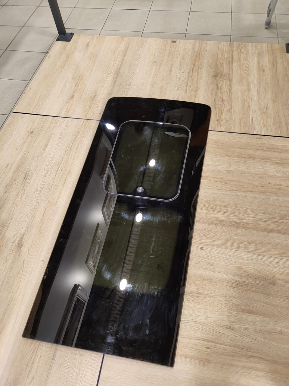 Vitre coulissante d'origine Ford Tourneo Custom V362 (2014-2023) (côté droit)