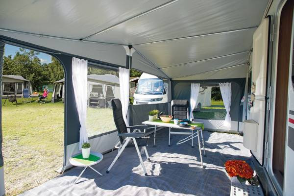 Caravan awning INACA Fusion 250