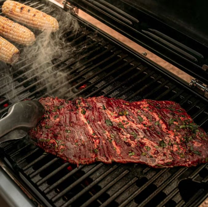 Barbacoa de gas portátil Weber Traveler®