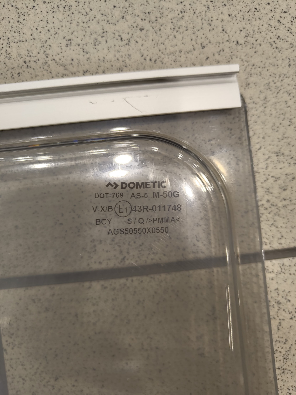 Replacement glass for Dometic S5 550x550 B-STOCK