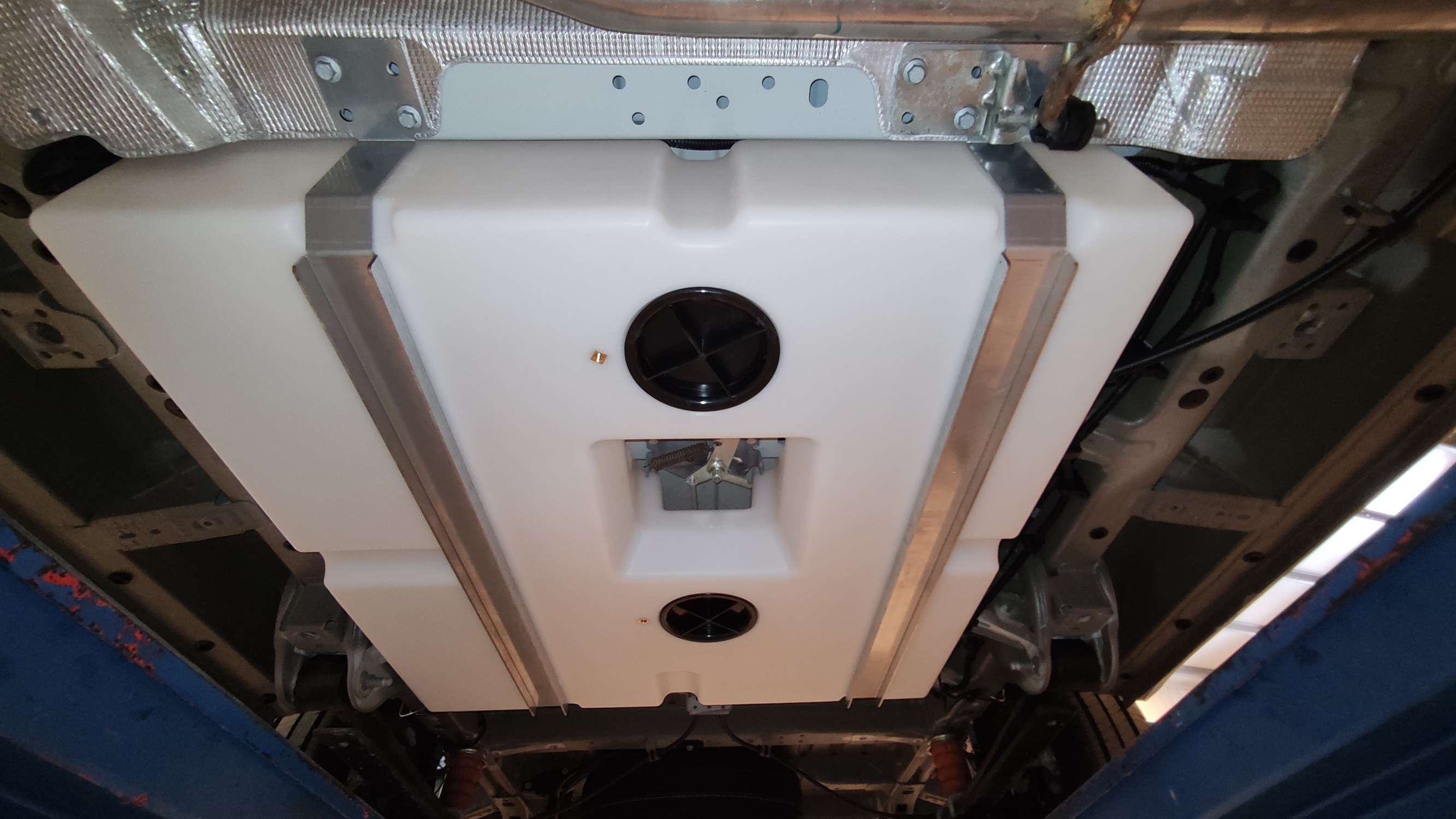 Kit de fixació per a dipòsits Ducato 113 L