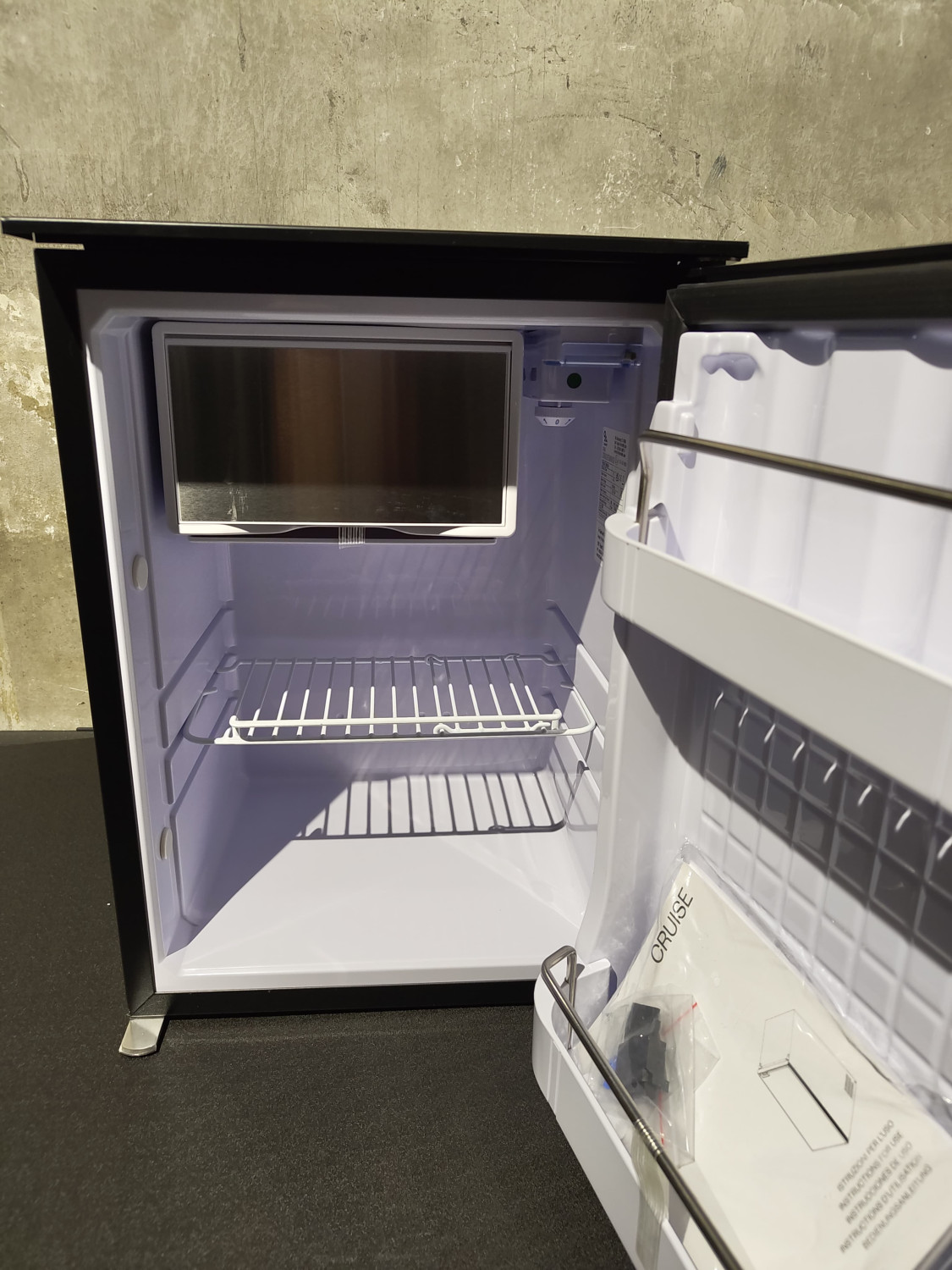 INDEL B Cruise 42L fridge B-STOCK