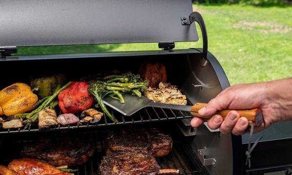 Set Barbecue 8 En 1 - Spatule 42 Cm Et Fourchette 33 Cm En Inox Et Bois, Avec Décapsuleur Intégré - Parfait Pour Grillades, Camping, Pique-niques [Cadeau Homme Utile]