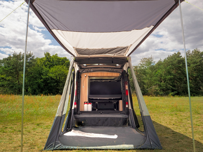 REIMO Trapez Premium tailgate awning for Trafic and Spacetourer