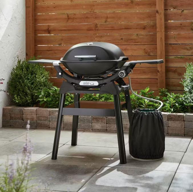 Barbacoa de gas Q2200N amb taules laterals i suport compacte