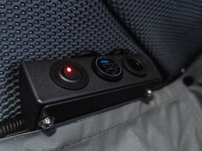 ALU-CAB ModCAP Family Camper