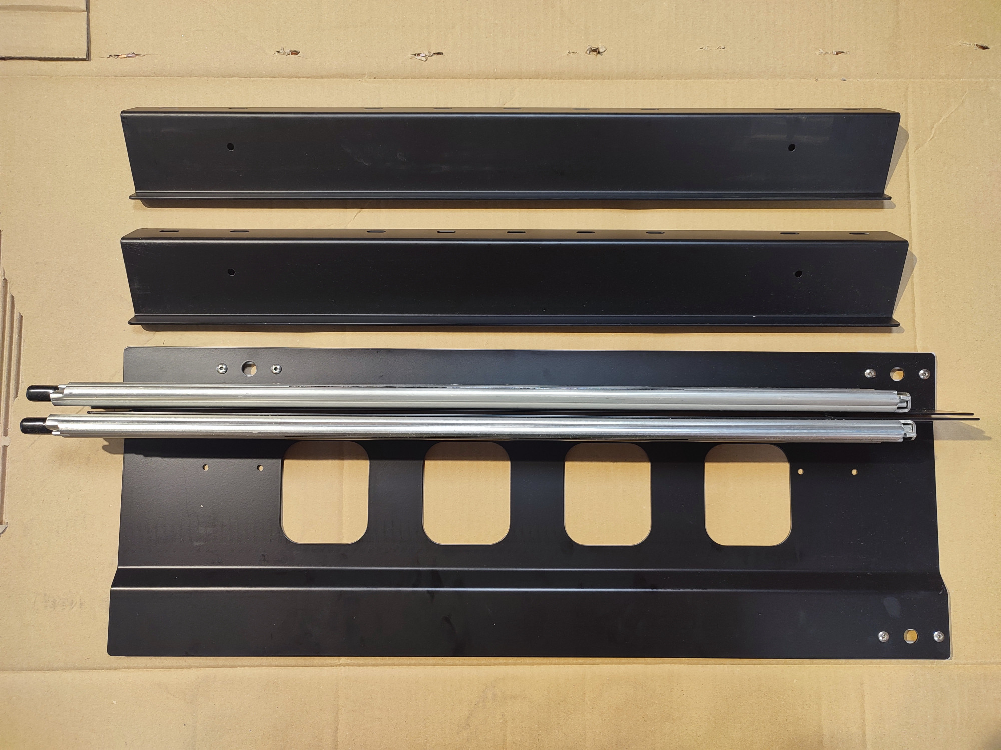 Bandeja extraíble BusBoxx VW T5/T6/T6.1 California (Coast/Ocean) 800mm B-STOCK