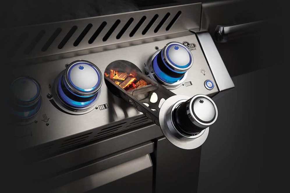 Head Grill NAPOLEON PRESTIGE PRO™ 825 RBI