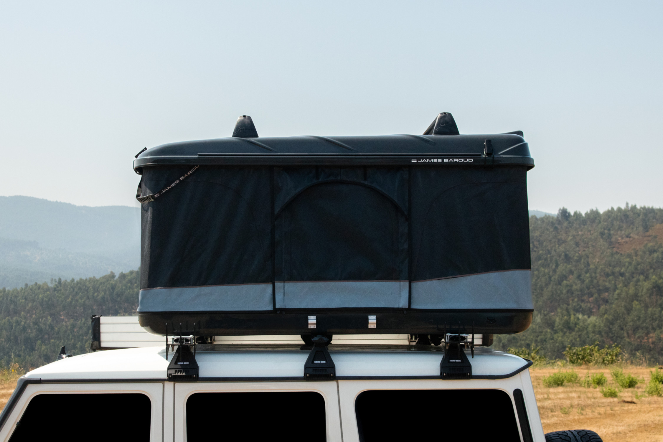Tenda de sostre JAMES BAROUD Evasion Proline Black