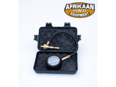 Quick deflator with pressure gauge + case, Afrikaan