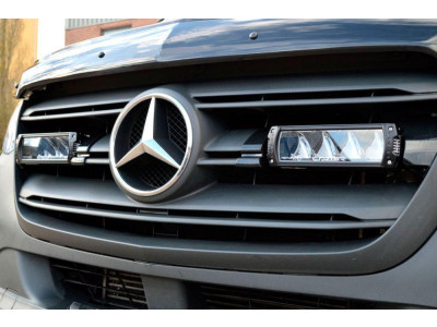 Mercedes Sprinter (ab 2018) W907/910 LAZER Triple-R 750 Kühlergrill-Kit