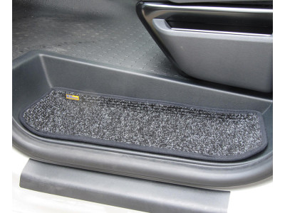 VW T5/T6/T6.1 door step mats, 3pcs